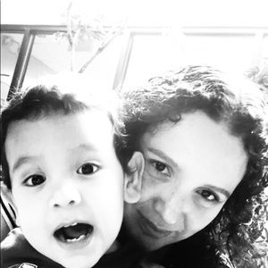 Meet your Posher, Laura